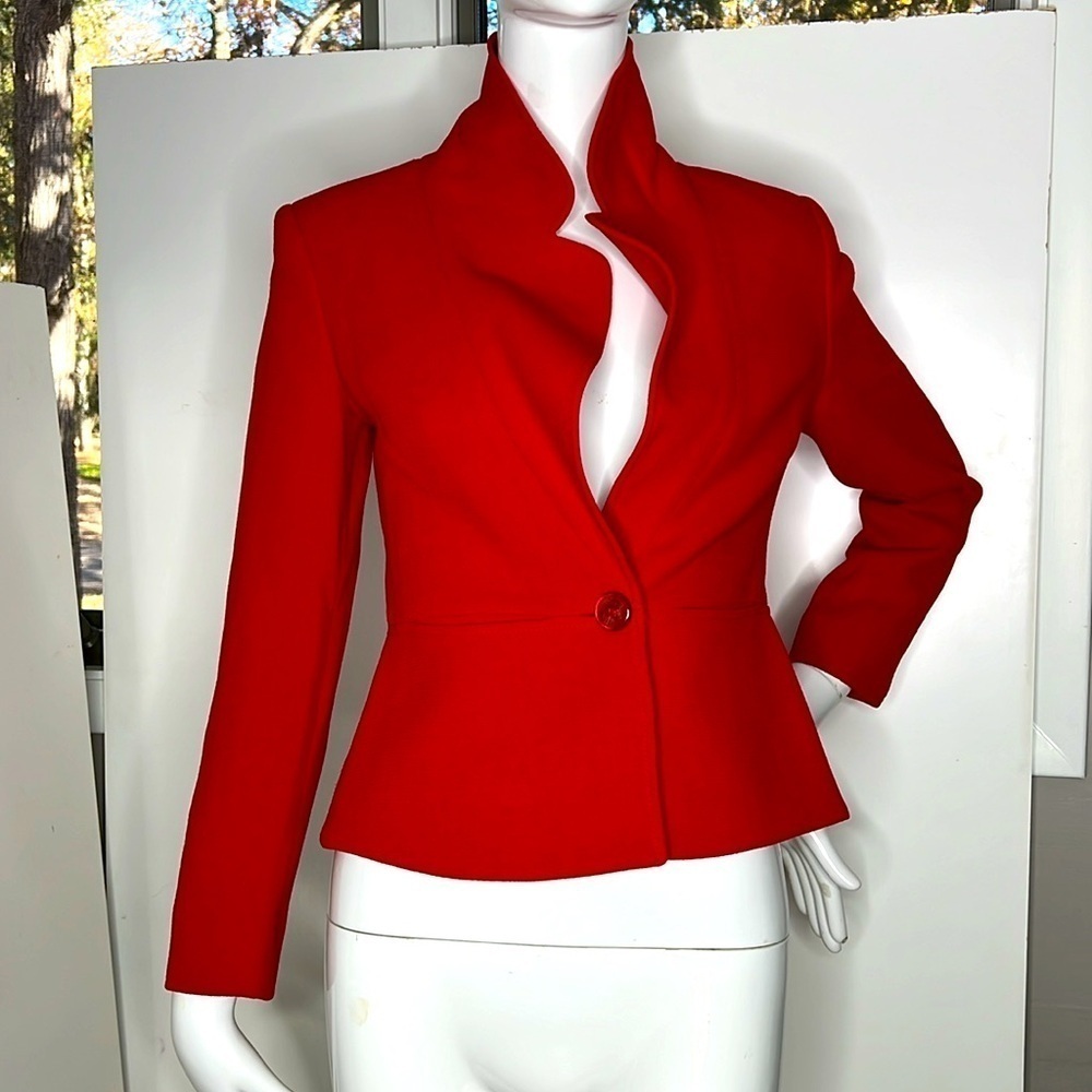 Luca Luca Sz 40 US 2-4 Red Crepe Silk Fitted Single Button Blazer Made in Italy